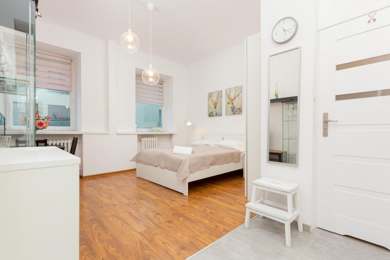 Downtown Studio Marszalkowska By Noclegi Renters Варшава Екстериор снимка